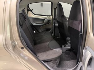 Toyota Aygo bild 12