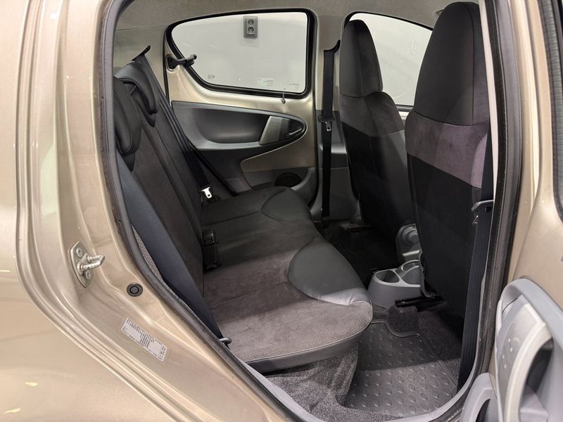 Toyota Aygo bild 12