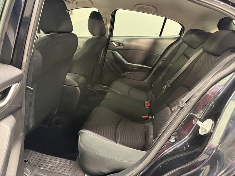 Mazda 3 bild 11