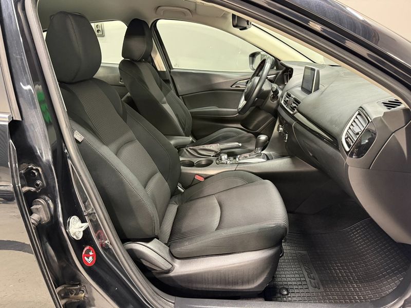 Mazda 3 bild 10