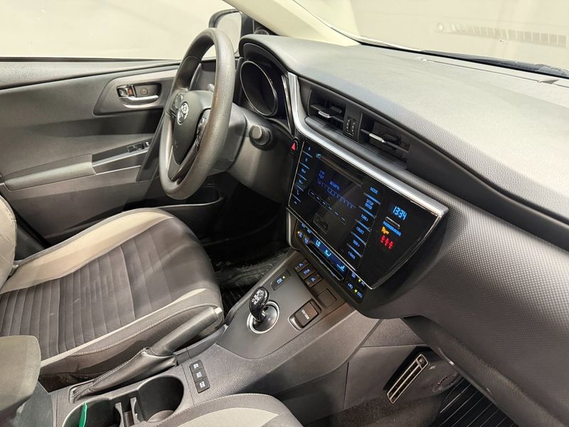 Toyota Auris bild 15