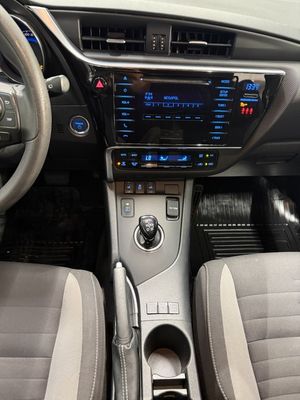 Toyota Auris bild 17