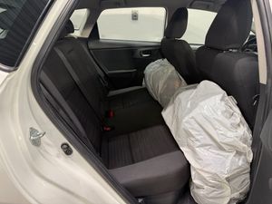 Toyota Auris bild 13
