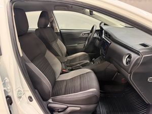 Toyota Auris bild 11