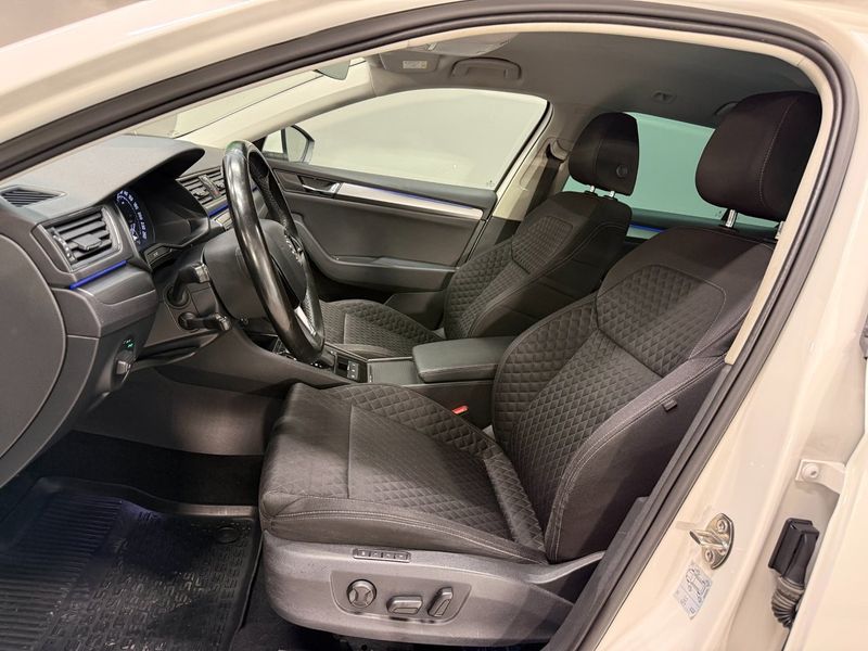Skoda Superb bild 9
