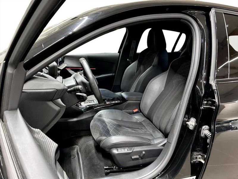 Peugeot e-208 bild 4