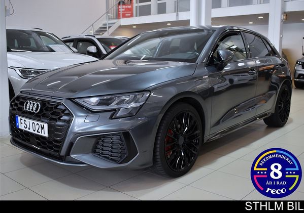 Audi A3 SB 45 TFSI e Aut S line B-kamera Carplay Cockpit Moms - 2024
