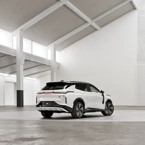Lynk & Co 08 bild 2