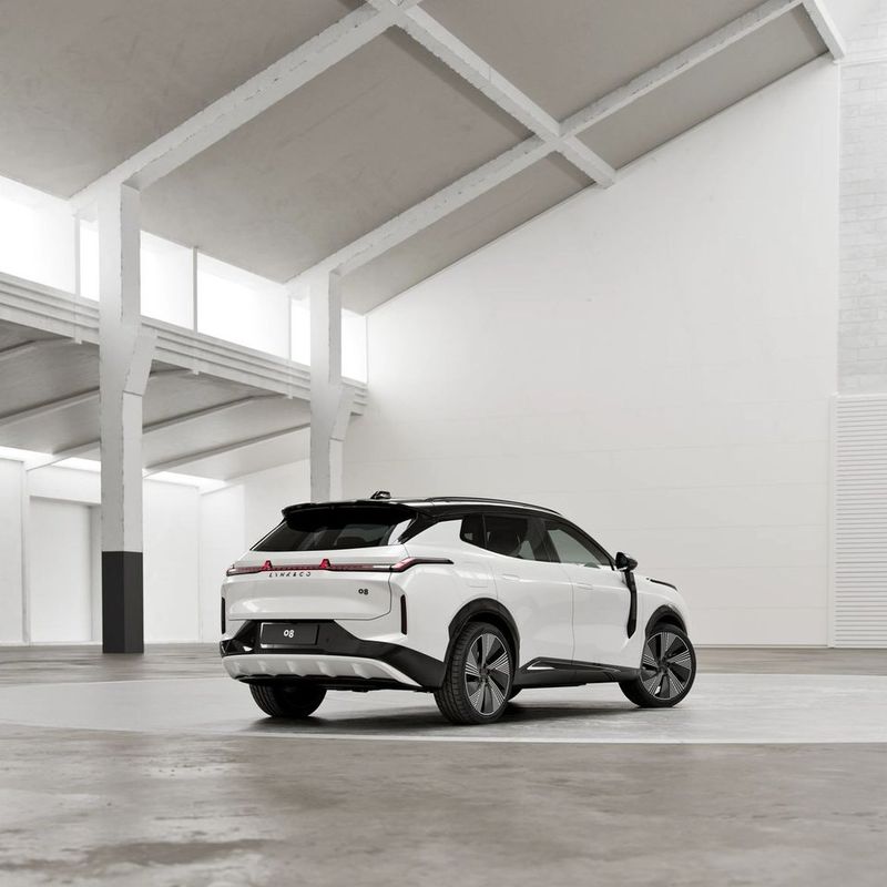 Lynk & Co 08 bild 2