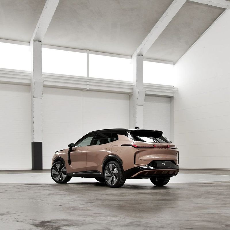 Lynk & Co 08 bild 2