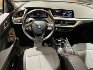 BMW 118 bild 6