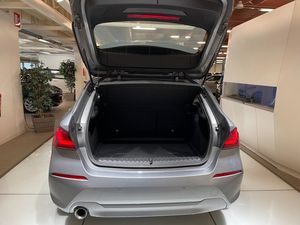 BMW 118 bild 8