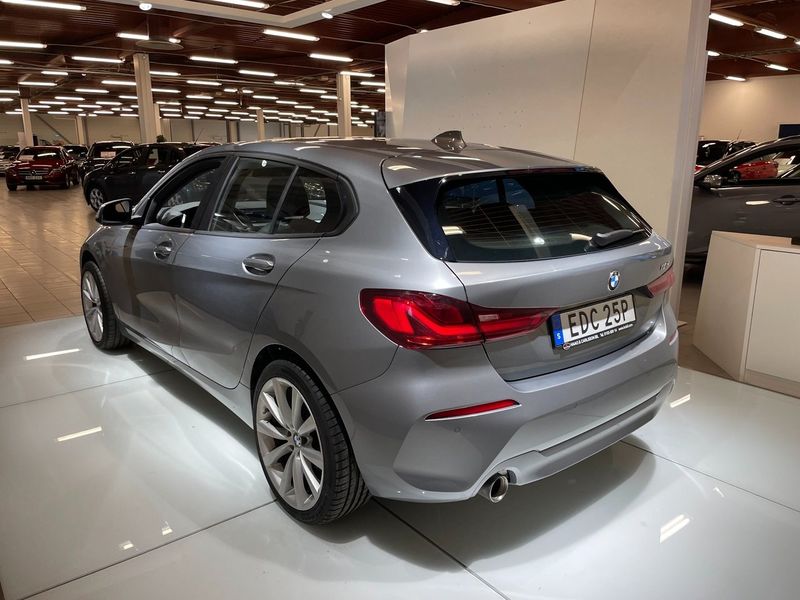 BMW 118 bild 7