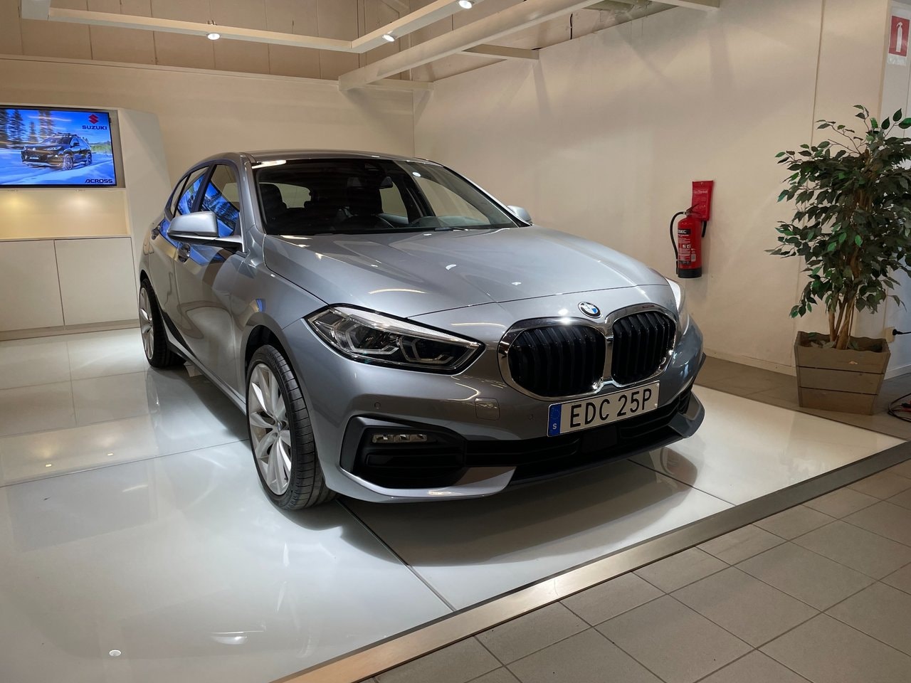 BMW 118