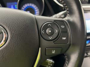Toyota Auris bild 14