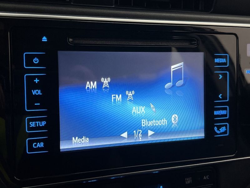 Toyota Auris bild 17