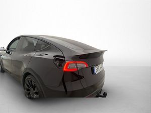 Tesla Model Y bild 14