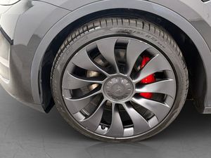 Tesla Model Y bild 34