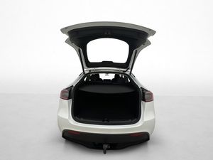 Tesla Model Y bild 23