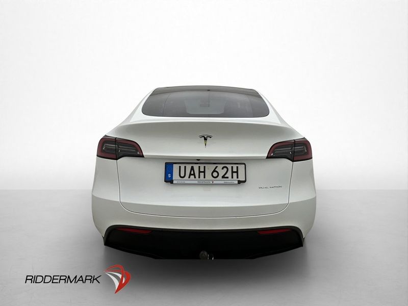 Tesla Model Y bild 8