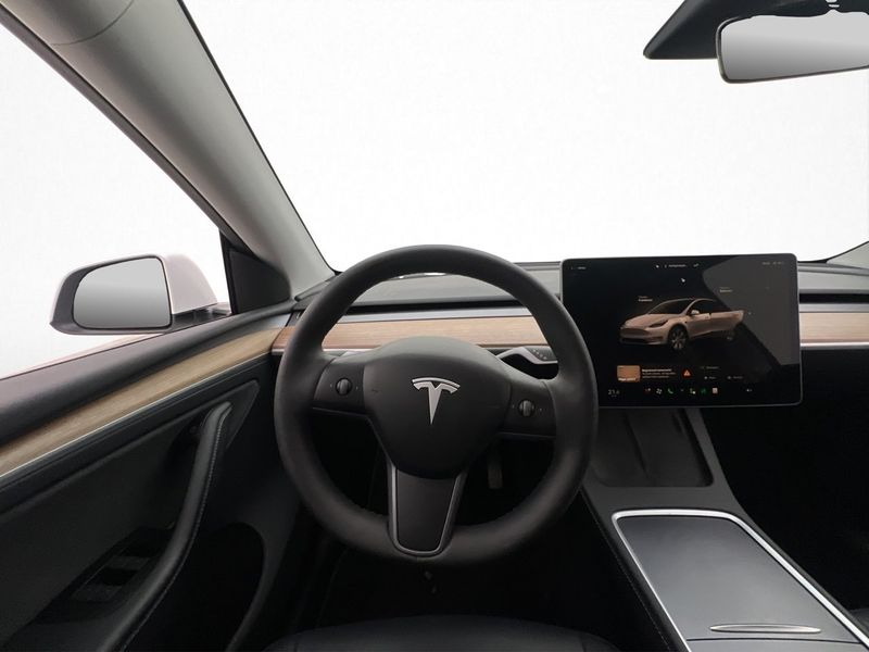 Tesla Model Y bild 13