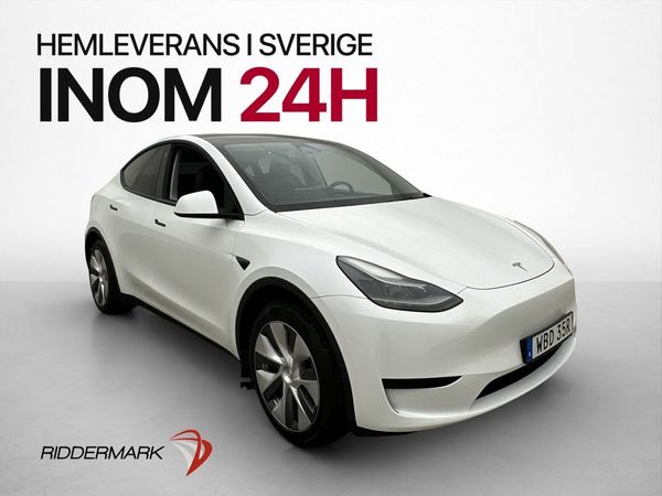 Tesla Model Y Standard Range Dragkrok Autopilot Värmepump - 2024