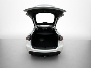Tesla Model Y bild 27