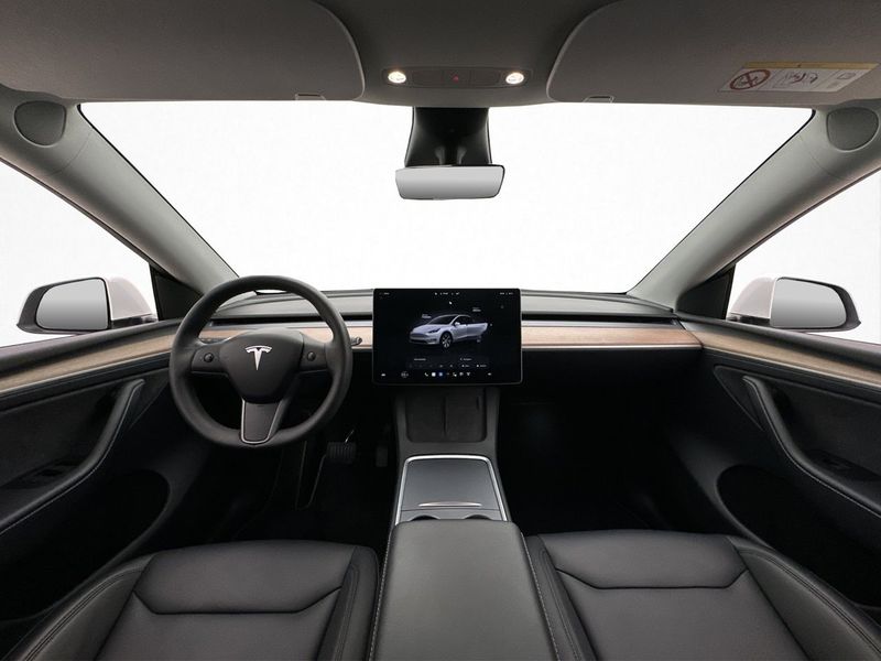 Tesla Model Y bild 13