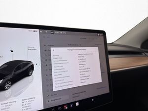 Tesla Model Y bild 23