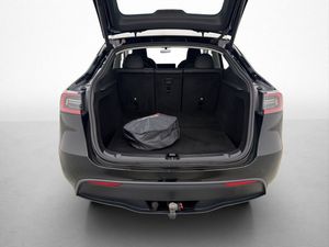 Tesla Model Y bild 11