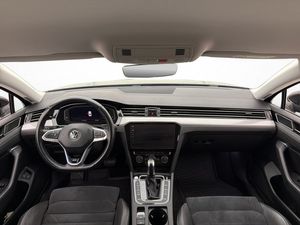 Volkswagen Passat bild 12