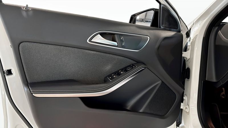 Mercedes A180 bild 11