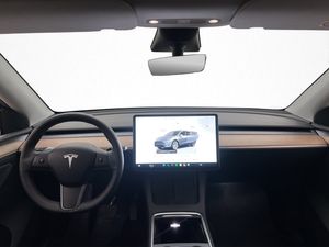 Tesla Model Y bild 18