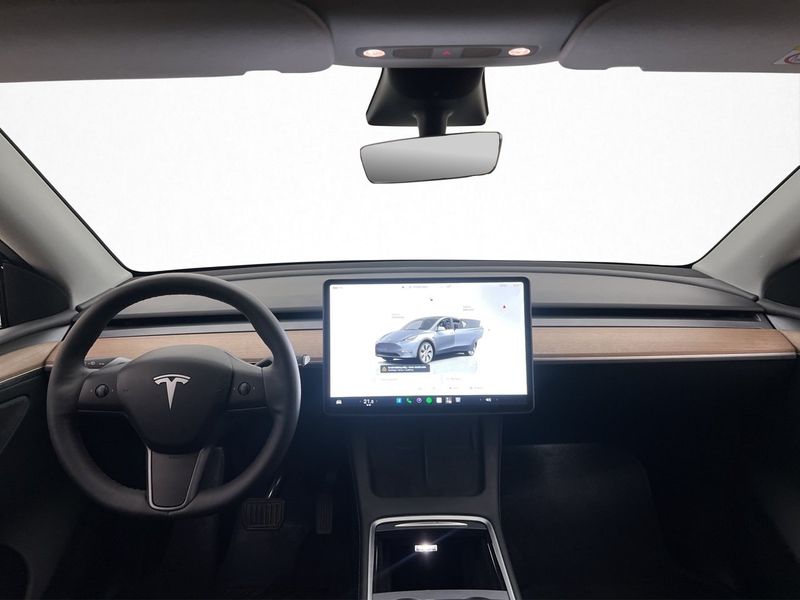 Tesla Model Y bild 18