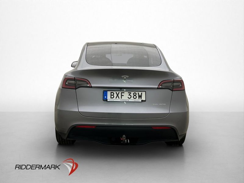 Tesla Model Y bild 8