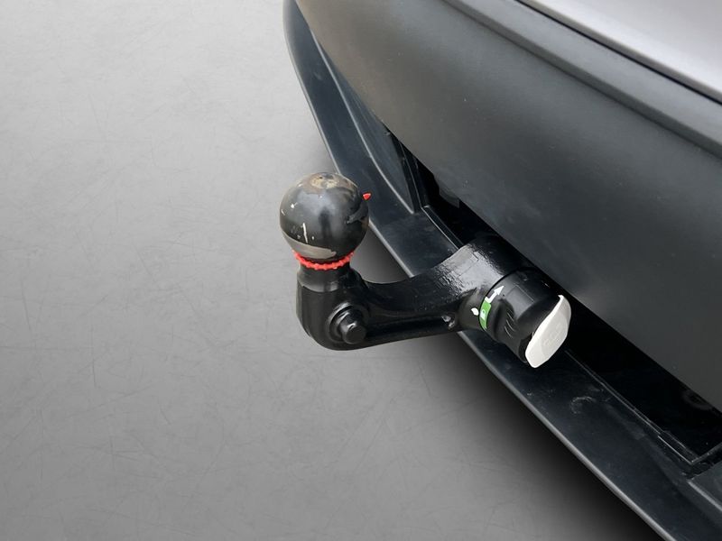 Tesla Model Y bild 10