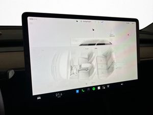 Tesla Model Y bild 26
