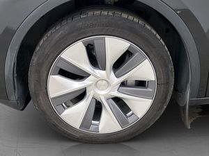 Tesla Model Y bild 31
