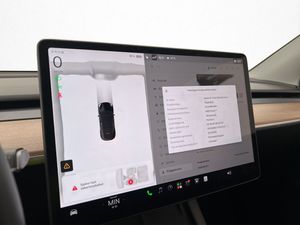 Tesla Model Y bild 23