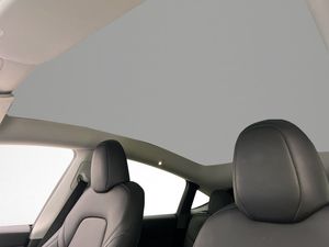 Tesla Model Y bild 13