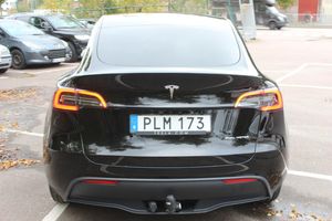 Tesla Model Y bild 18