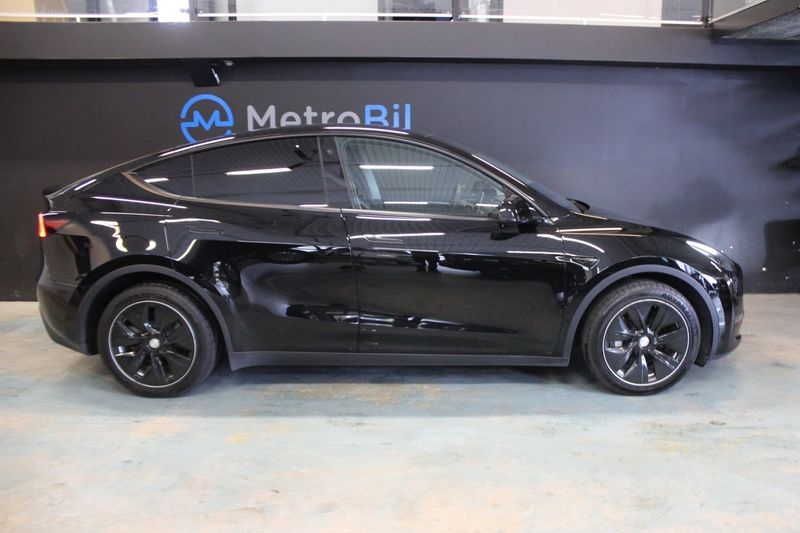 Tesla Model Y bild 6