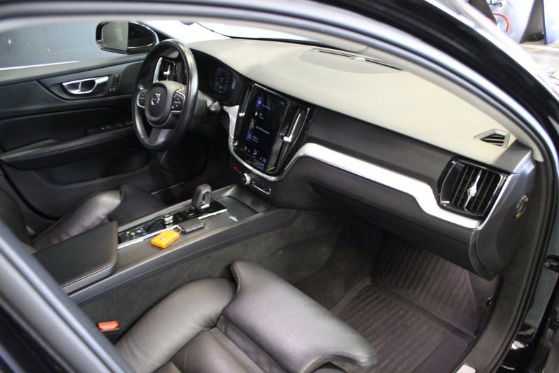 Volvo V60 bild 8