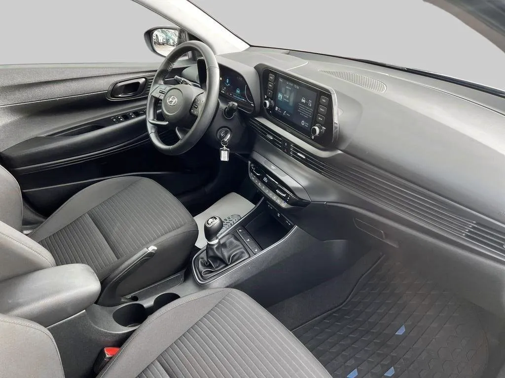 Hyundai i20 bild 6