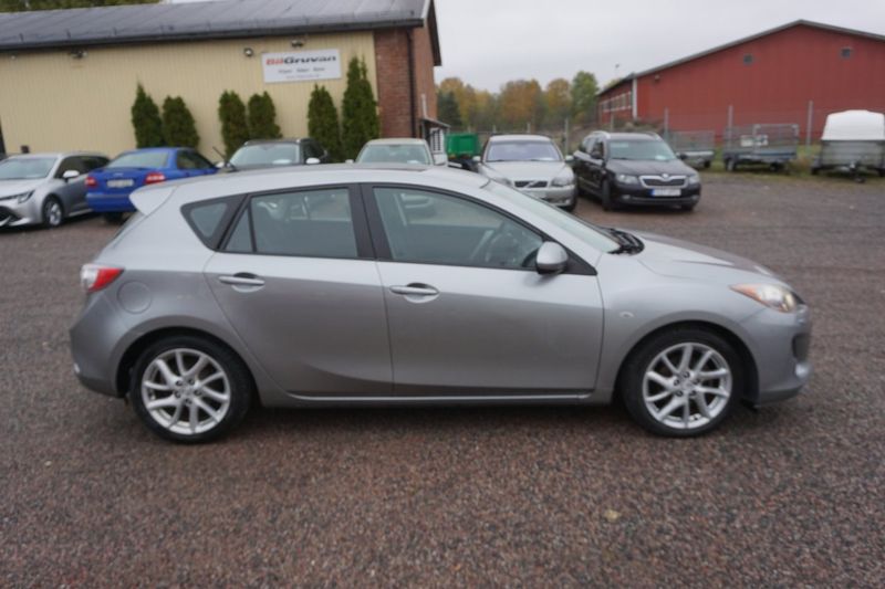 Mazda 3 bild 3