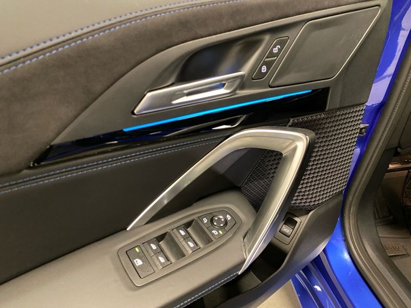 BMW iX2 bild 9