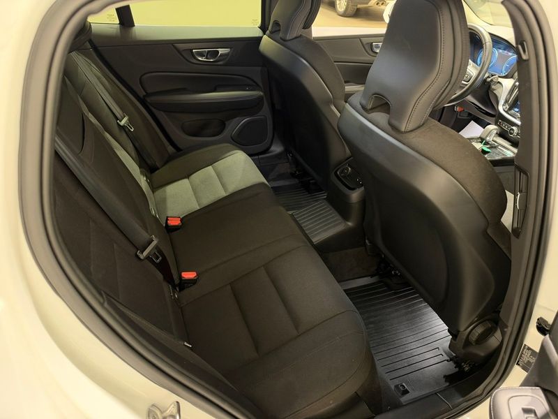 Volvo V60 bild 8