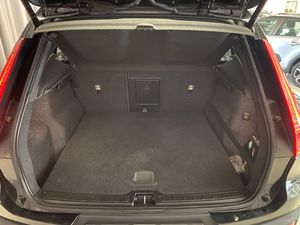 Volvo XC40 bild 6
