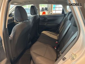 Hyundai i20 bild 8
