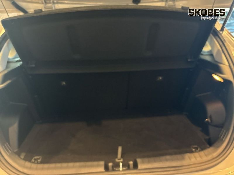 Hyundai i20 bild 15